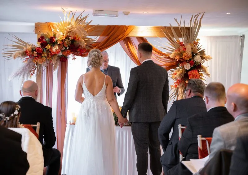 Wedding-day flowers and details