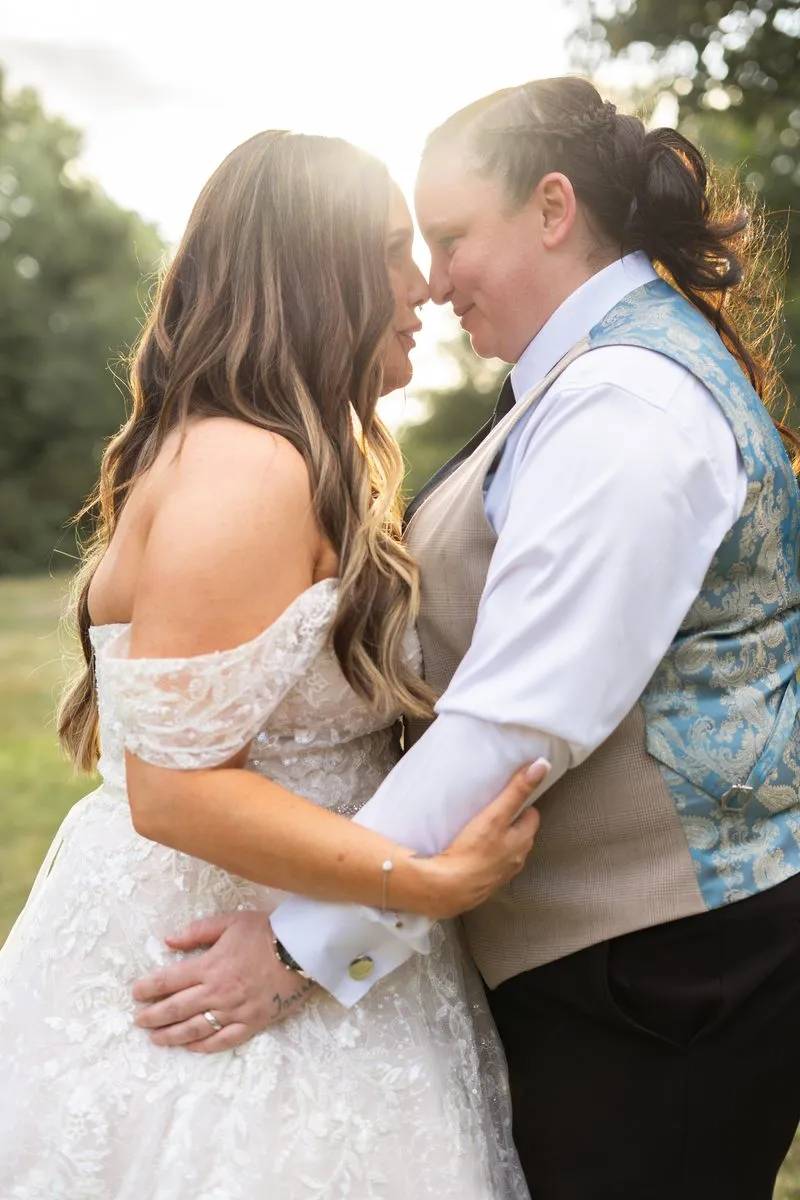 The couple share a kiss